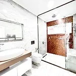 فيلة Gulistan - 7 Bedroom In Ovacik فتحية