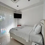 Gulistan - 7 Bedroom In Ovacik فيلة فتحية