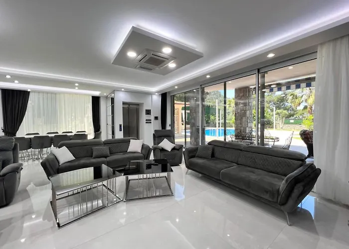 Gulistan - 7 Bedroom In Ovacik Villa *