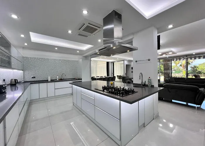 Gulistan - 7 Bedroom In Ovacik Fethiye