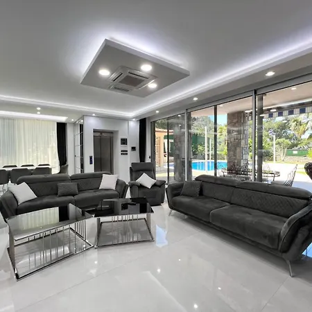 Gulistan - 7 Bedroom In Ovacik 빌라 *