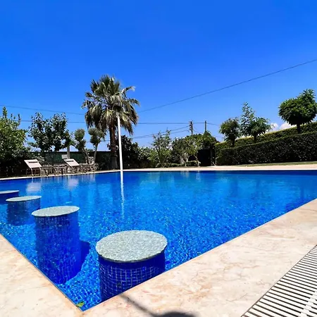 Gulistan - 7 Bedroom In Ovacik 빌라