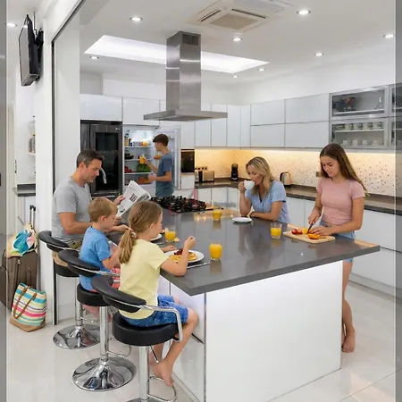 빌라 Gulistan - 7 Bedroom In Ovacik