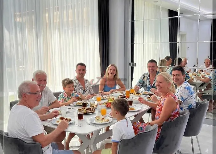 Villa Gulistan - 7 Bedroom In Ovacik
