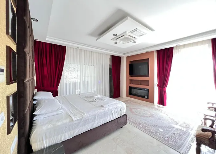 Gulistan - 7 Bedroom In Ovacik 费特希耶